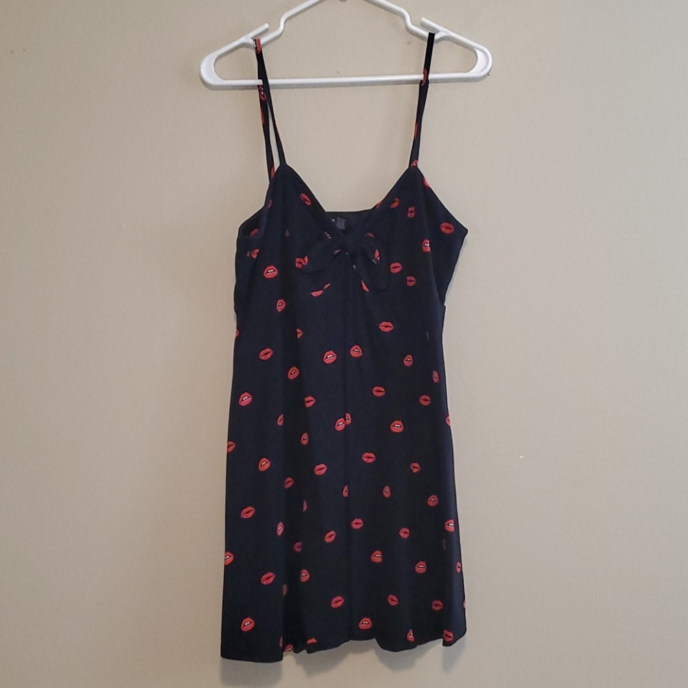 Forever 21+ Black Skater Dress 2x w/ Lips Print